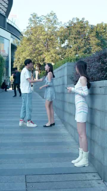 校园吃情侣瓜,揭秘校园情侣瓜的甜蜜秘密